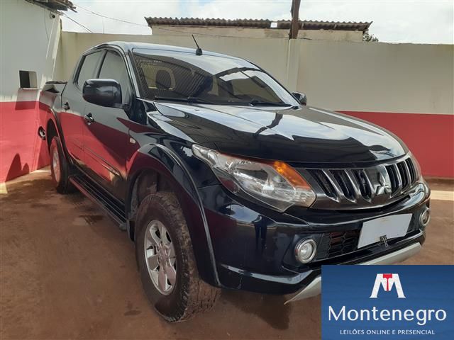 MITSUBISHI TRITON SPORT GLS 2.4 AT ANO 2019/2020