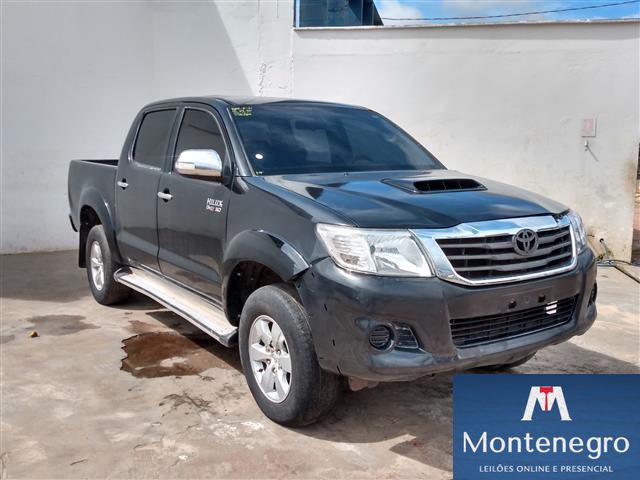 TOYOTA HILUX CD 4X4 3.0 SRV ANO 2013/2013