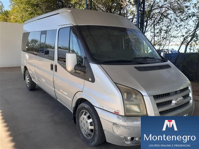 FORD TRANSIT 350L BUS ANO 2010/2010